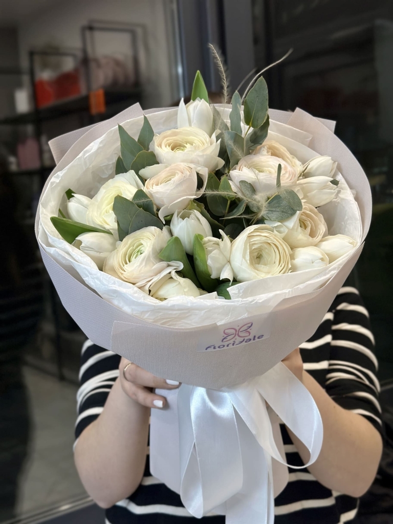 Классический букет Нелли: начни утро с прекрасного букета Цветы, Букеты, Подарки, Сладости в Тель-Авив с доставкой