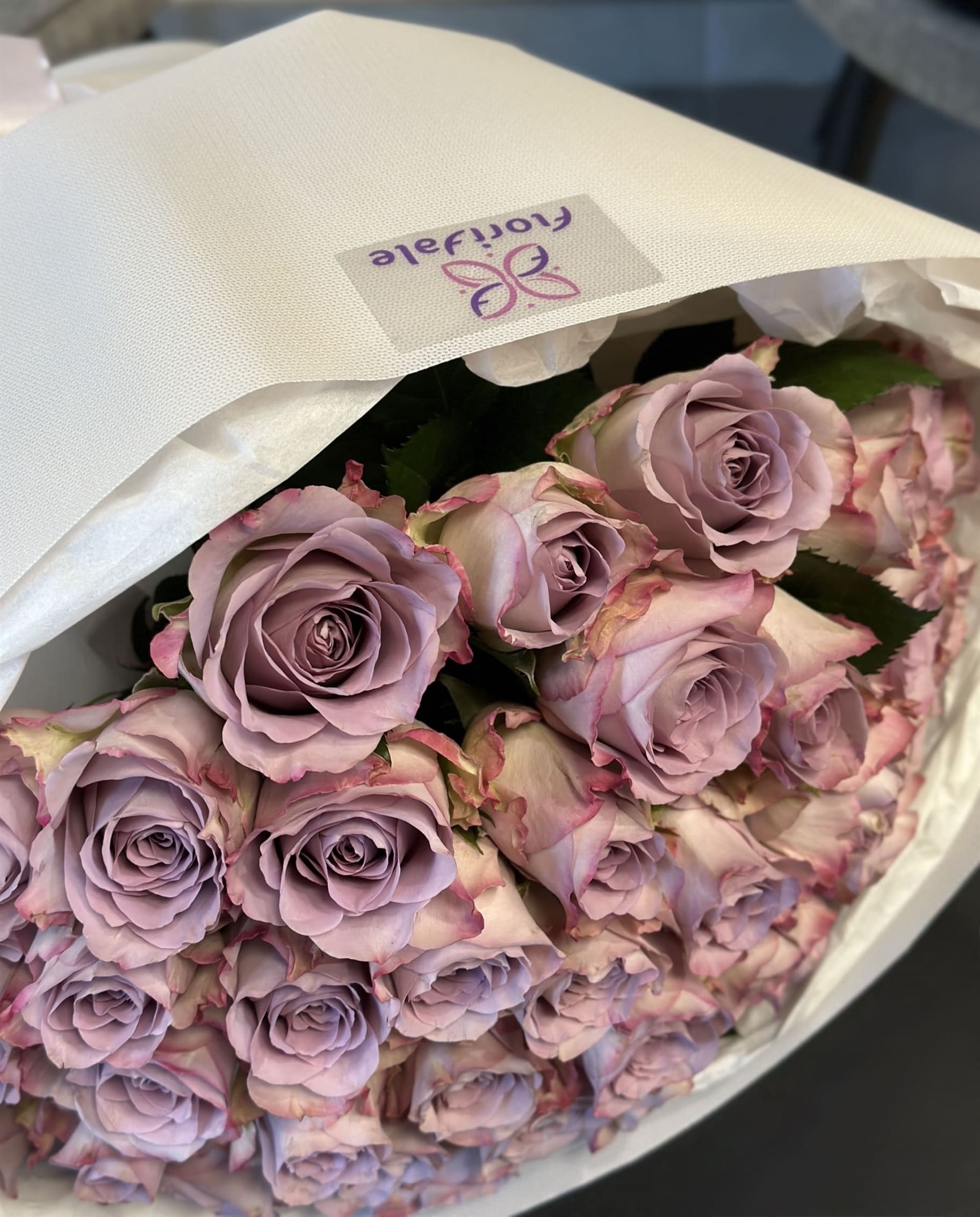 Букет роз Дарти: дари улыбки 1 Цветы, Букеты, Подарки, Сладости в Тель-Авив с доставкой Букет роз Дарти: дари улыбки Цветы, Букеты, Подарки, Сладости в Тель-Авив с доставкой