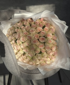 Букет роз Амур: нежность в каждом лепестке Цветы, Букеты, Подарки, Сладости в Тель-Авив с доставкой