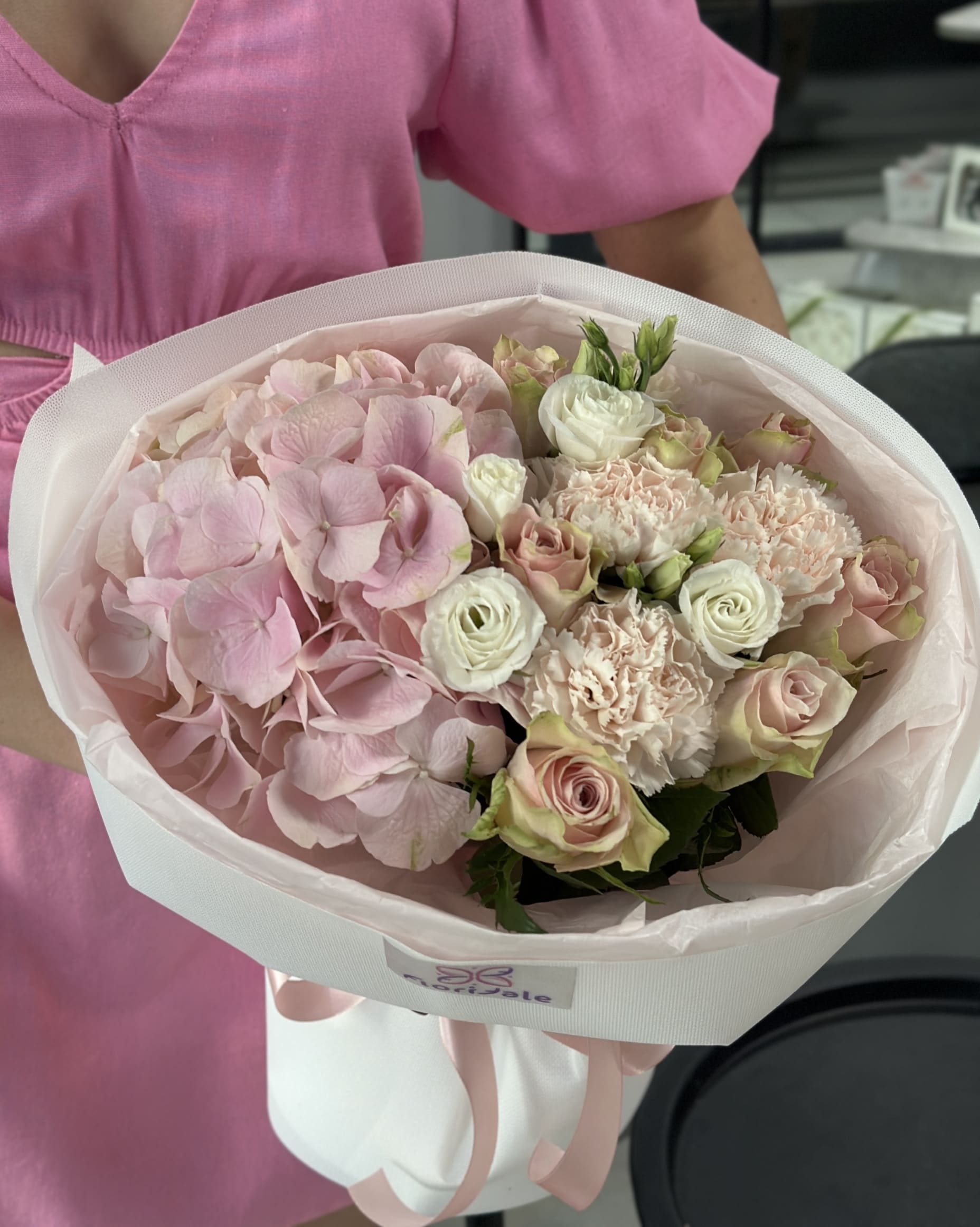 Классический букет Миними: минимализм, который покоряет сердца Цветы, Букеты, Подарки, Сладости в Тель-Авив с доставкой