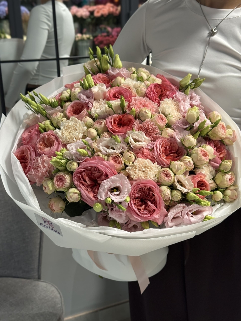 Классический букет Виенто Де Амор: любовь с испанским ритмом Цветы, Букеты, Подарки, Сладости в Тель-Авив с доставкой