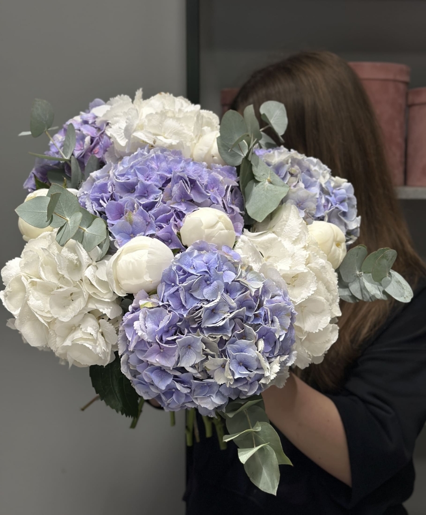 Классический букет Скай: воздушный, как облако в тёплый день Цветы, Букеты, Подарки, Сладости в Тель-Авив с доставкой