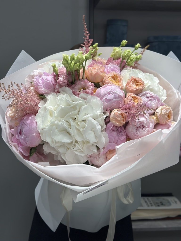 Классический букет Лайт: приятное удивление гарантировано Цветы, Букеты, Подарки, Сладости в Тель-Авив с доставкой