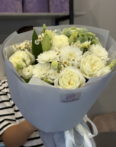 Классический букет Ветли: стиль и эстетика в каждом цветке Цветы, Букеты, Подарки, Сладости в Тель-Авив с доставкой