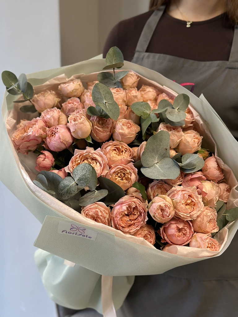 Букет кустовых роз Джульетта: оставляет след в сердце Цветы, Букеты, Подарки, Сладости в Тель-Авив с доставкой