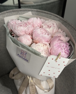 Букет пионов Зефир: красота, которую невозможно забыть Цветы, Букеты, Подарки, Сладости в Тель-Авив с доставкой