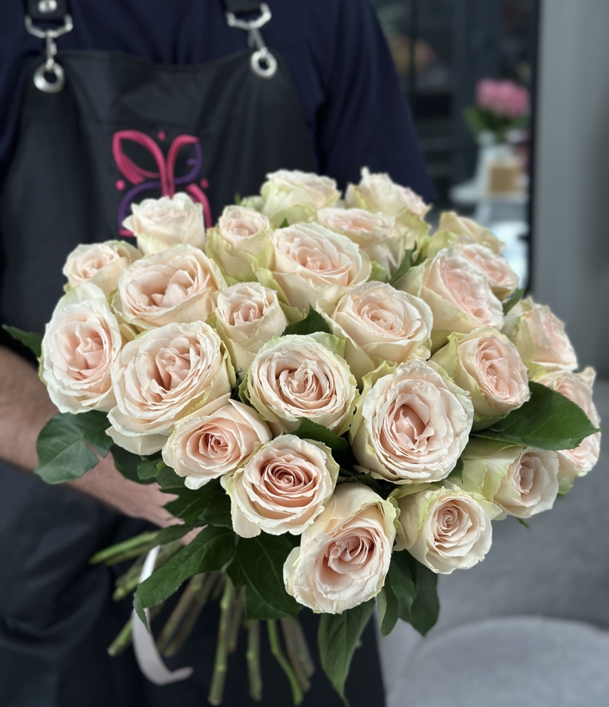 Букет роз Ажур: больше, чем просто цветы Цветы, Букеты, Подарки, Сладости в Тель-Авив с доставкой