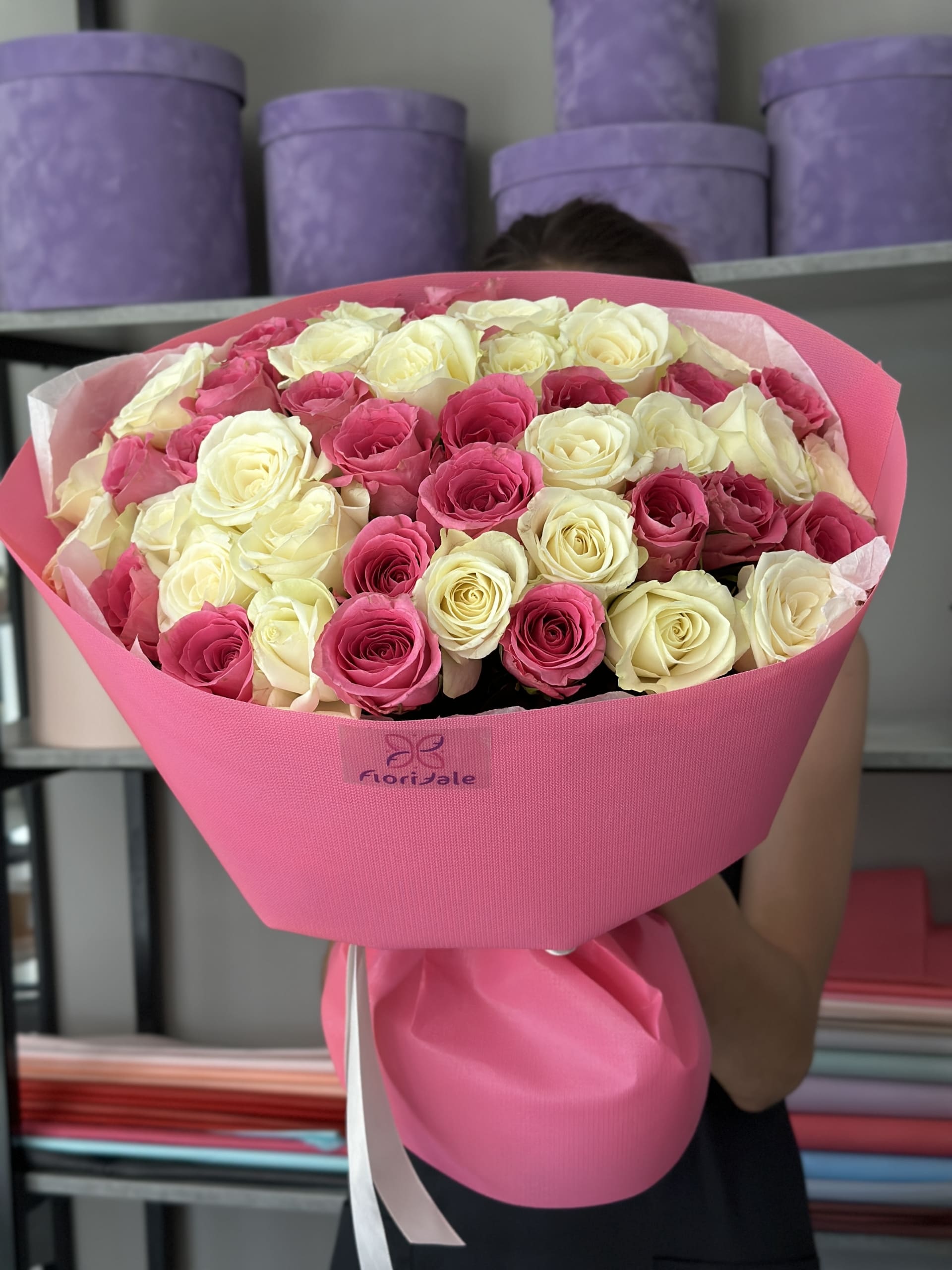 Букет роз Глория: невероятно яркий микс 1 Цветы, Букеты, Подарки, Сладости в Тель-Авив с доставкой Букет роз Глория: невероятно яркий микс Цветы, Букеты, Подарки, Сладости в Тель-Авив с доставкой