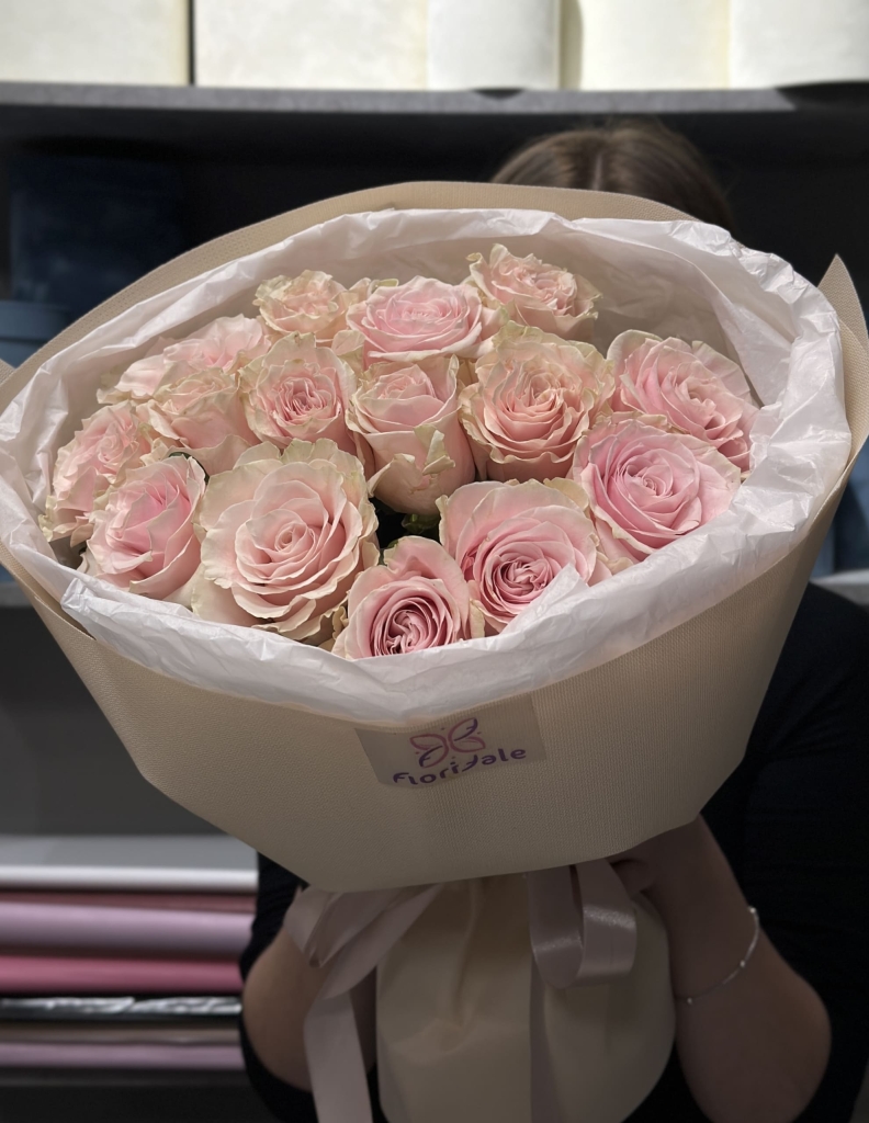 Букет роз Тайм: воспоминания о приятных моментах, собранные в букет Цветы, Букеты, Подарки, Сладости в Тель-Авив с доставкой