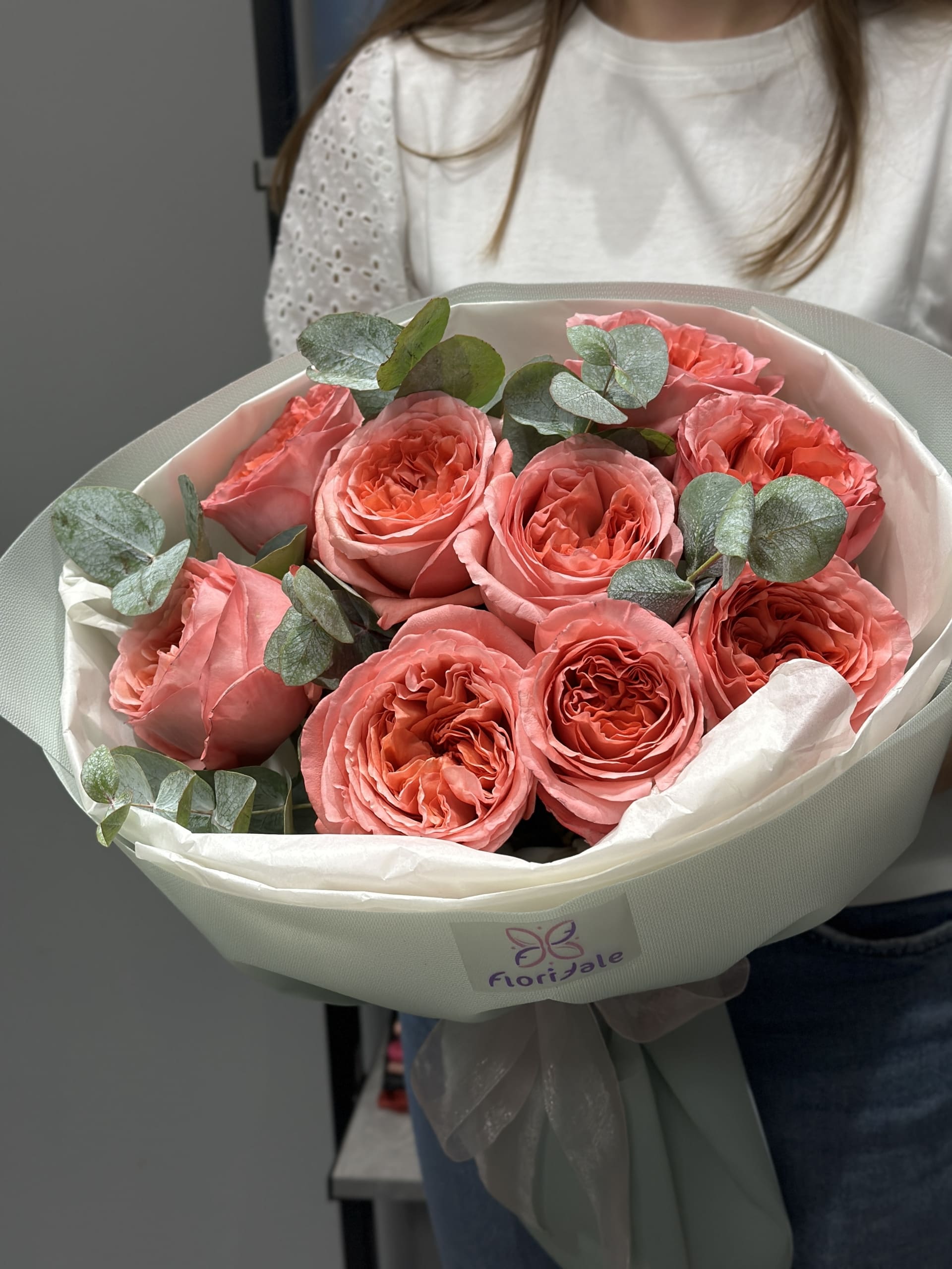 Букет пионовидных роз Коралл: прикосновение изысканности 1 Цветы, Букеты, Подарки, Сладости в Тель-Авив с доставкой Букет пионовидных роз Коралл: прикосновение изысканности Цветы, Букеты, Подарки, Сладости в Тель-Авив с доставкой