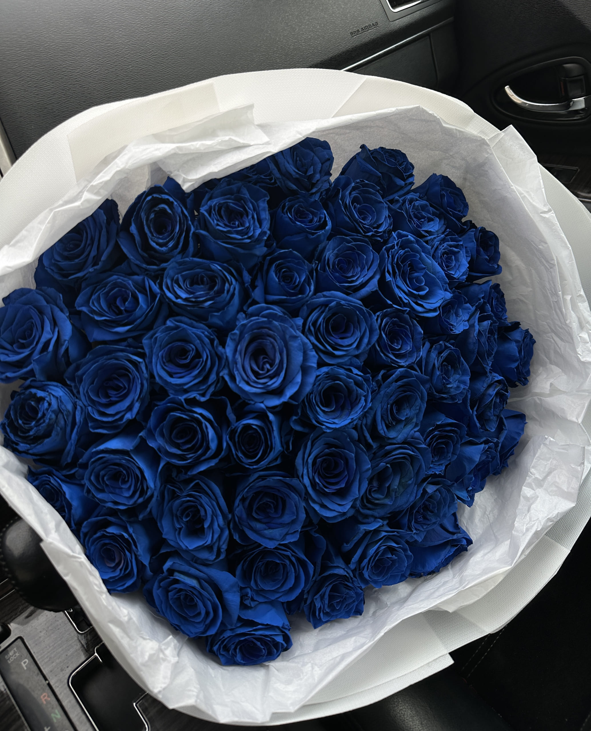 Букет роз Блу: для тех, кого красный уже не удивляет Цветы, Букеты, Подарки, Сладости в Тель-Авив с доставкой